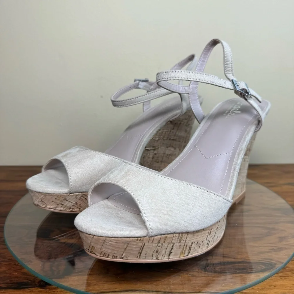 Charles By Charles David Lambert Sandals in Nude